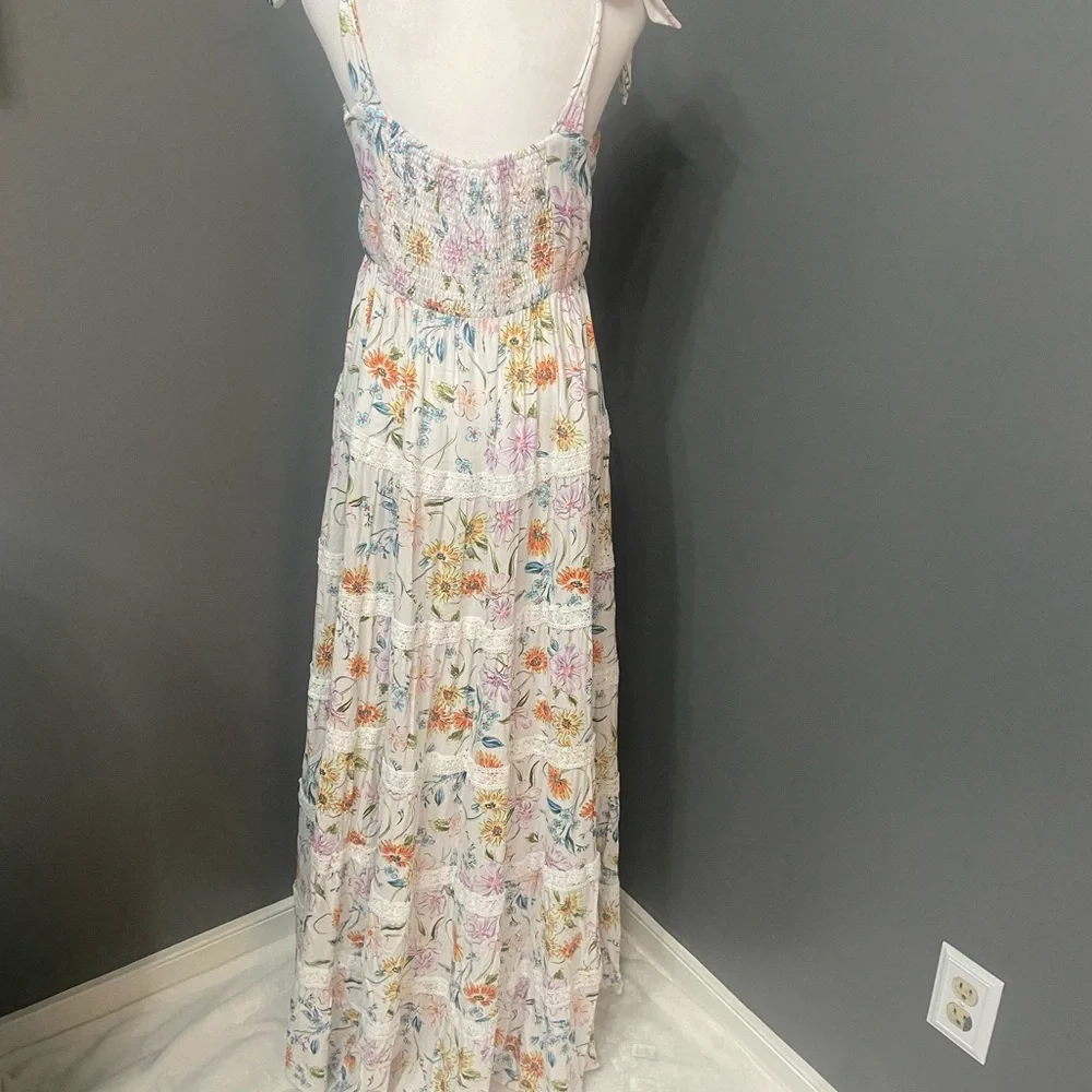 CROWN & IVY Long Maxi Floral Sundress Dress Milkmaid Tiered Lace Smocked XL - Picture 4 of 17